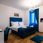 Center Luxury Rooms 1