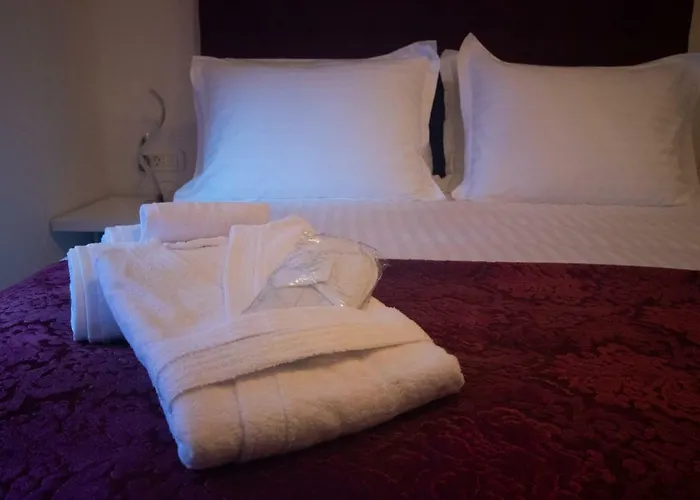 Bed & Breakfast Center Luxury 1 4*