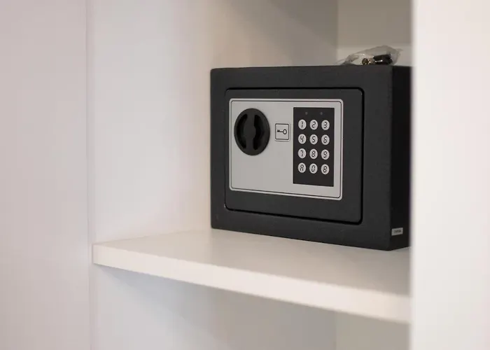 Center Luxury 1 Bed & Breakfast