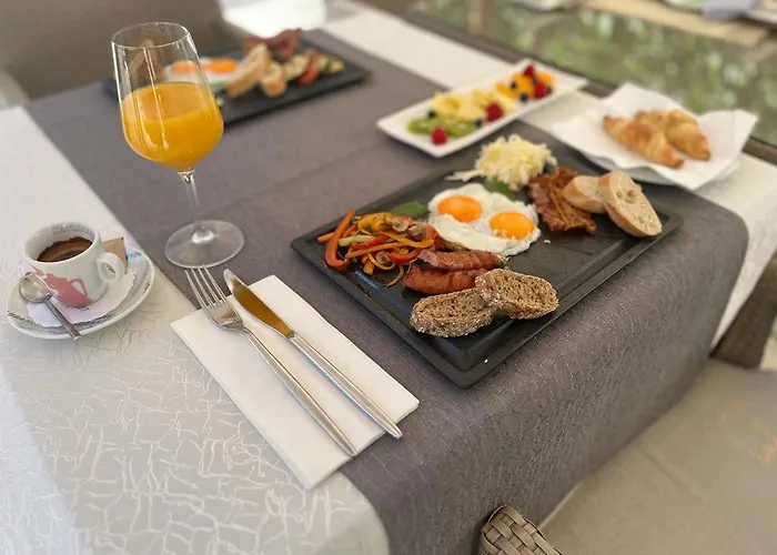 Center Luxury 1 Alojamento de Acomodação e Pequeno-almoço