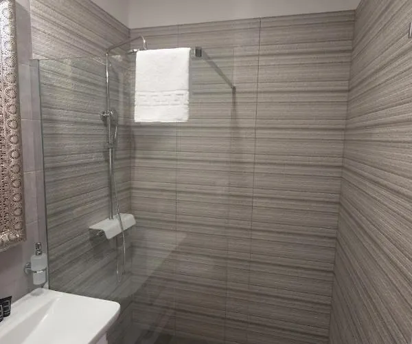 Alojamento de Acomodação e Pequeno-almoço Center Luxury 1 Split